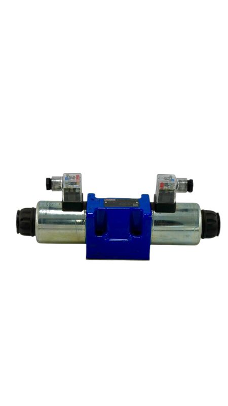 Гидрораспределитель 4WEH10 HD44/OF6A G24 NZ5L1 Rexroth