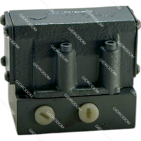 Пневмораспределитель В63-33А